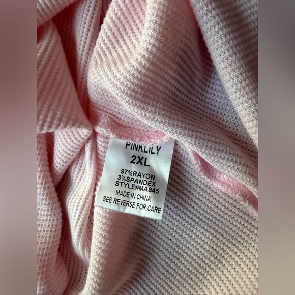 Pink Lily Color Block Top - Picture 6 of 6